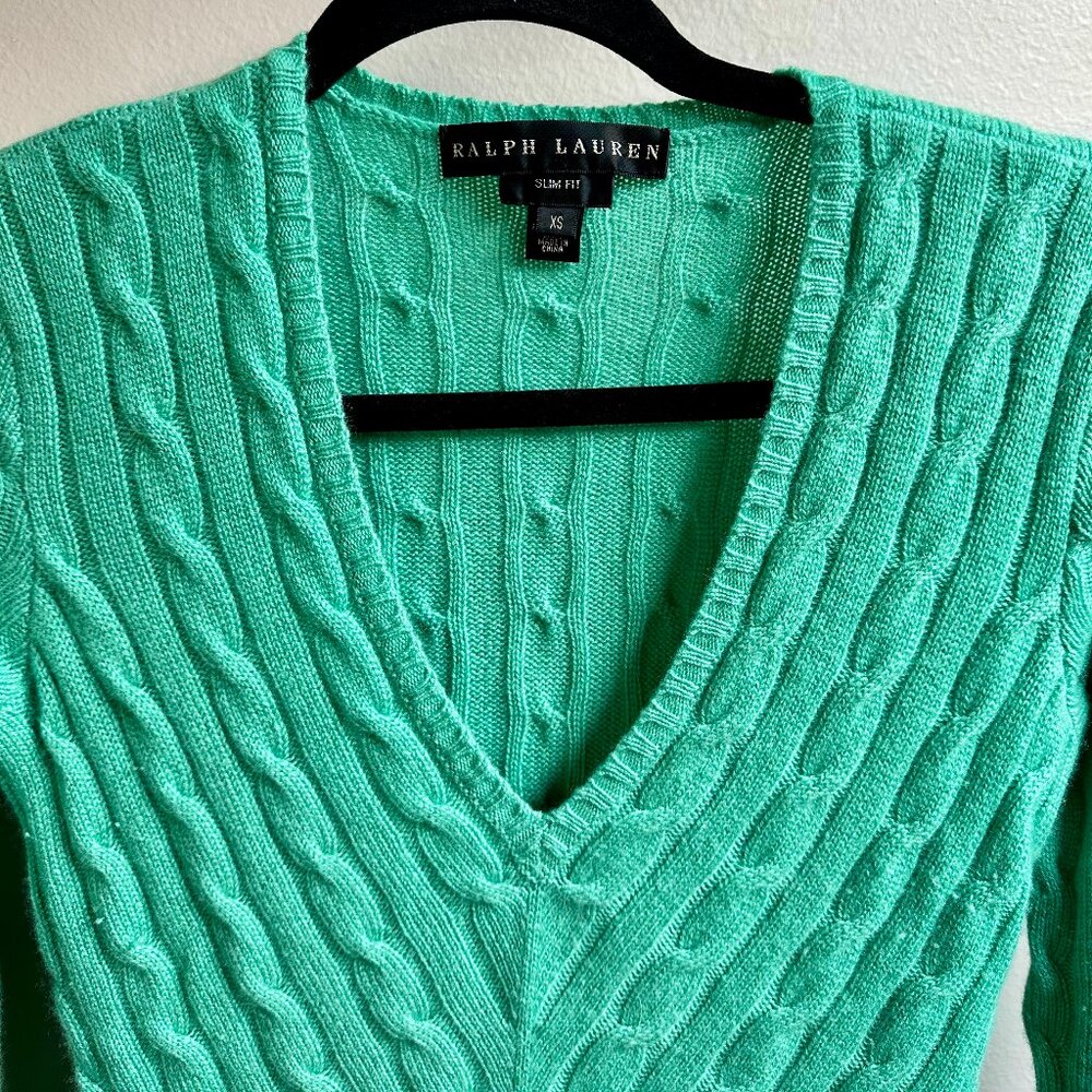 Ralph Lauren Black Label Women’s V-Neck Cashmere Sweater - Picture 5 of 6